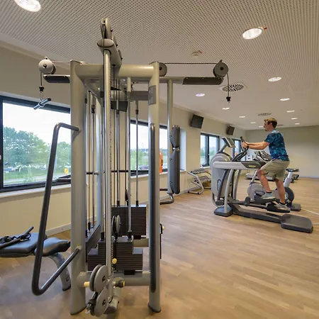 Novotel Muenchen Airport - Newly Renovated Hotel 4*