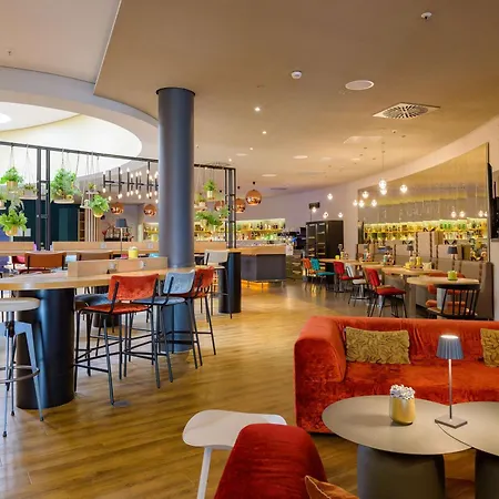Novotel Muenchen Airport - Newly Renovated
