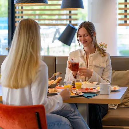 Novotel Muenchen Airport - Newly Renovated Hotel Freising