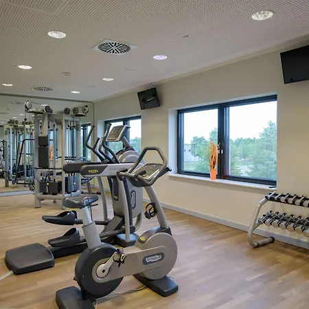 Novotel Muenchen Airport - Newly Renovated Hotel