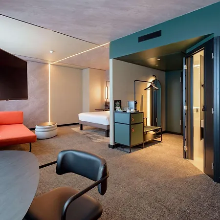 Hotel Novotel Muenchen Airport - Newly Renovated
