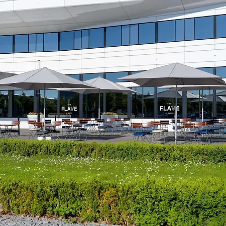 Novotel Muenchen Airport - Newly Renovated Hotel 4*