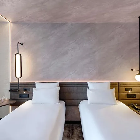 Отель Novotel Muenchen Airport 4*