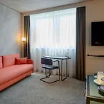Novotel Muenchen Airport 4*