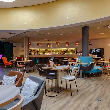 Novotel Muenchen Airport - Newly Renovated 4* Freising