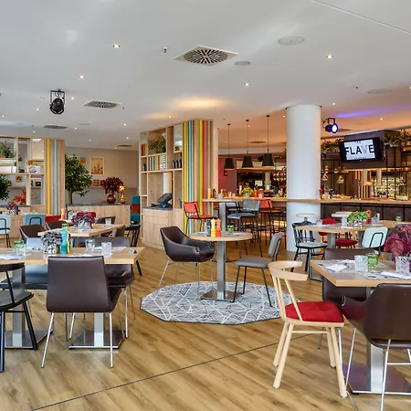 Novotel Muenchen Airport Hotel 4*