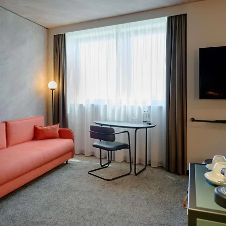 Hotel Novotel Muenchen Airport 4*