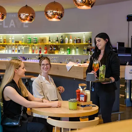 Hotel Novotel Muenchen Airport 4*