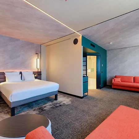 Novotel Muenchen Airport מלון 4*
