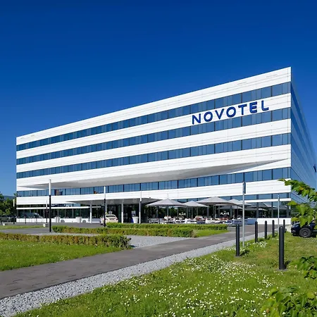Hotel Novotel Muenchen Airport 4*