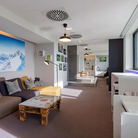 호텔 Novotel Muenchen Airport 프라이징
