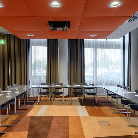 מלון Novotel Muenchen Airport פרייזינג