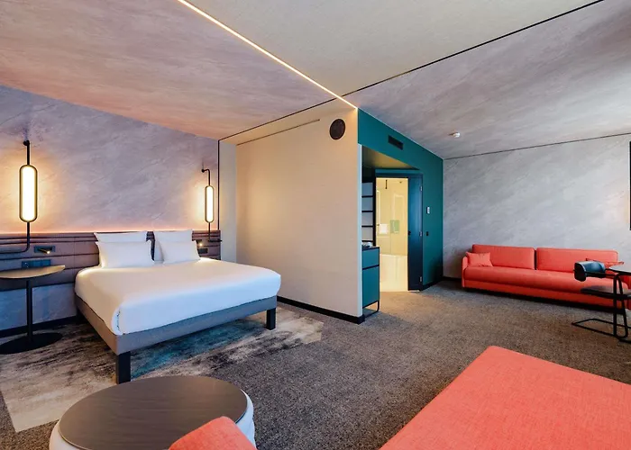 Novotel Muenchen Airport Hotel 4*